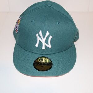New Era New York Yankees Green Watermelon Pink UV Pacsun Exclusive Size 7 1/2